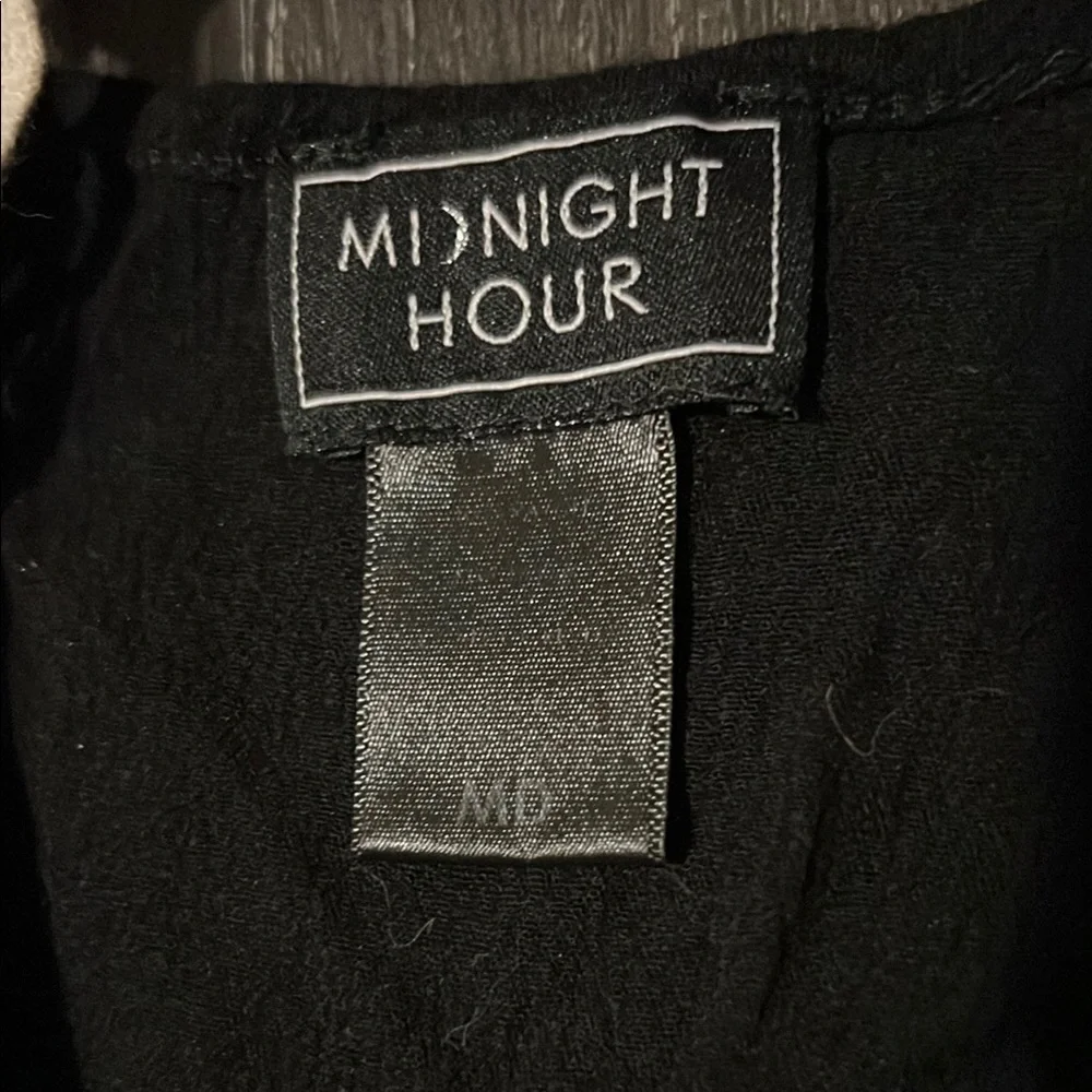 Midnight Hour Black Top with Cream Skull Detail - Picture 2 of 4